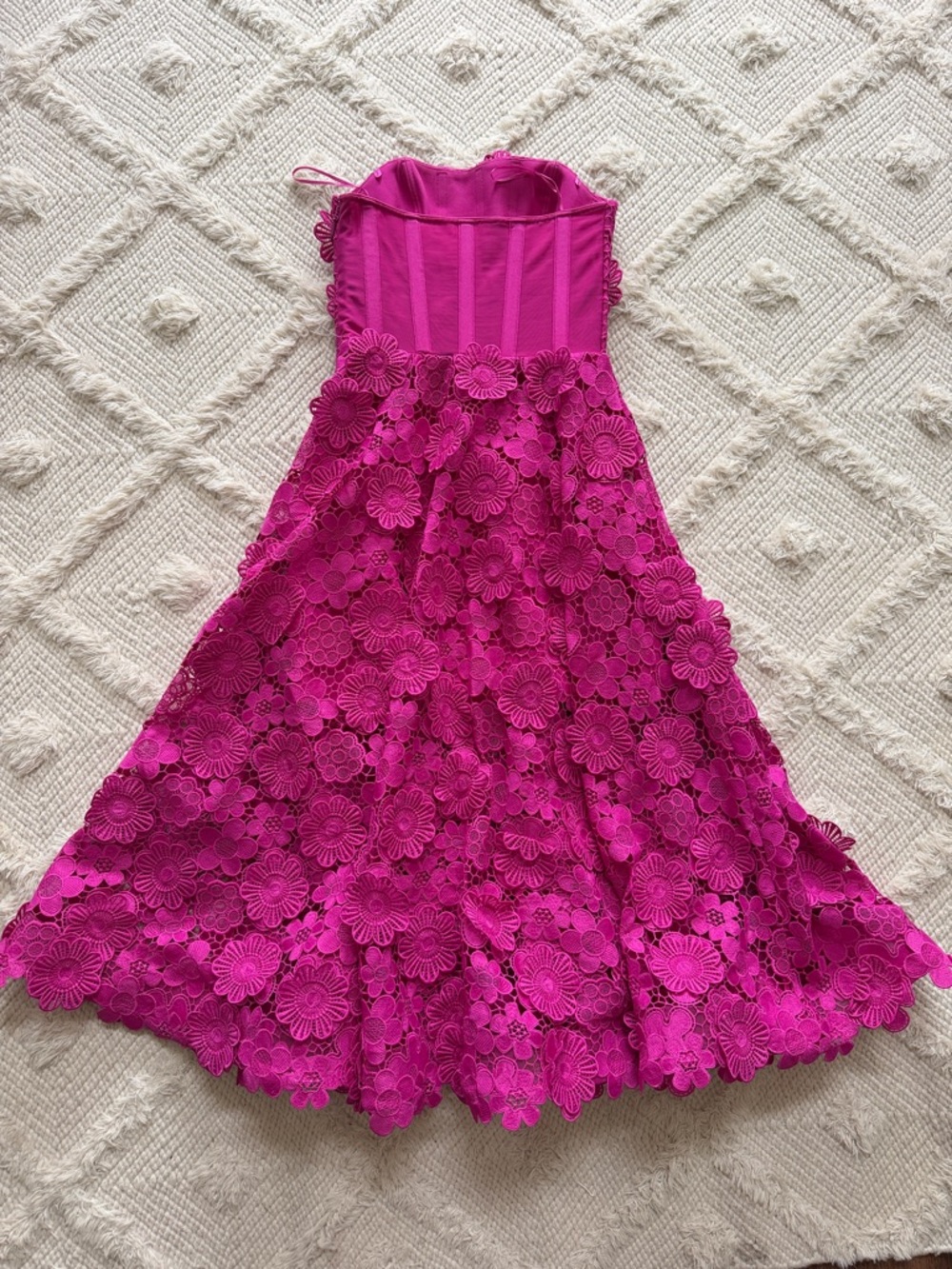 Helsi Florence Strapless Midi Dress - Picture 6 of 6